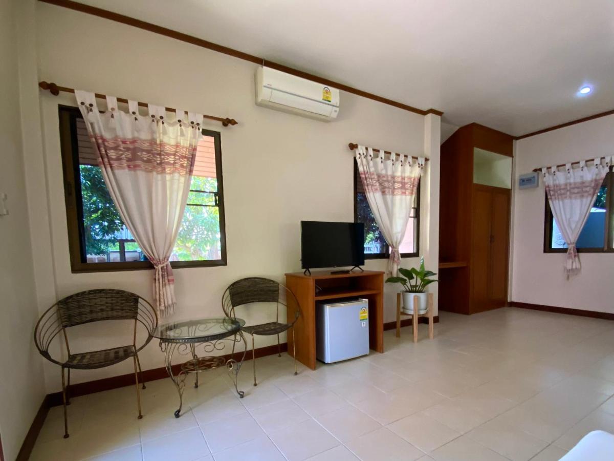 Mom And Me Resort & Farm Doi Saket Exterior foto